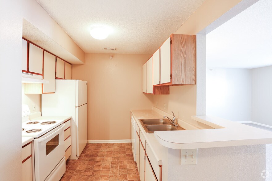 Bridgeport Apartments 1421 Hilltop Rd Lincoln NE 68521 Apartment Finder