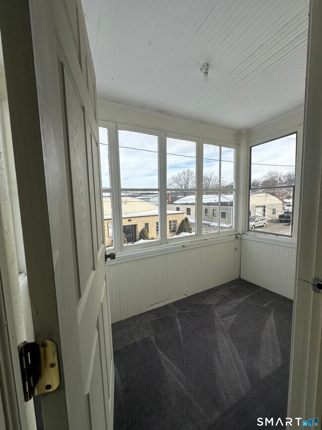 Building Photo - 28 George St