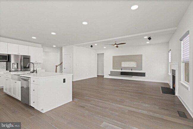 Building Photo - 7550 Mint Springs Ct