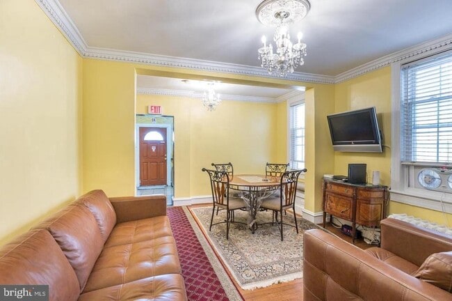 Building Photo - 1107 Massachusetts Ave NW