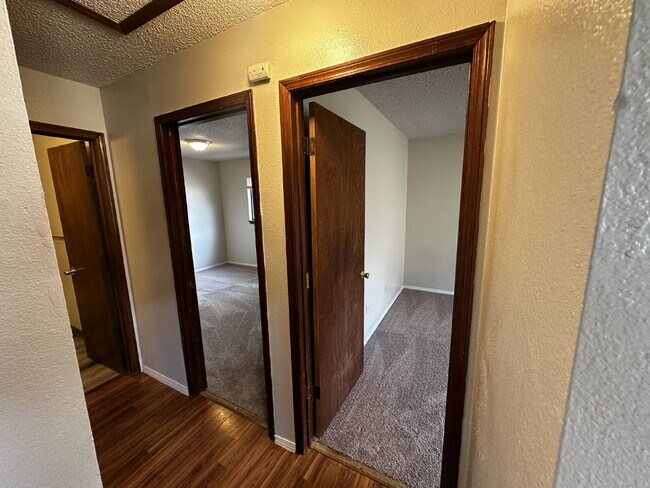 Building Photo - "Charming 2-Bed Condo Retreat in Colorado ...
