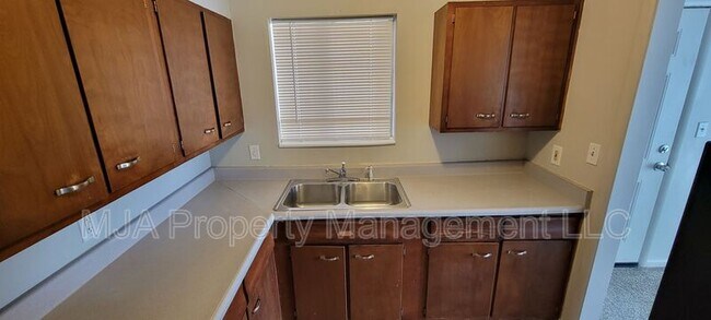 Building Photo - 2640 W 3800 S