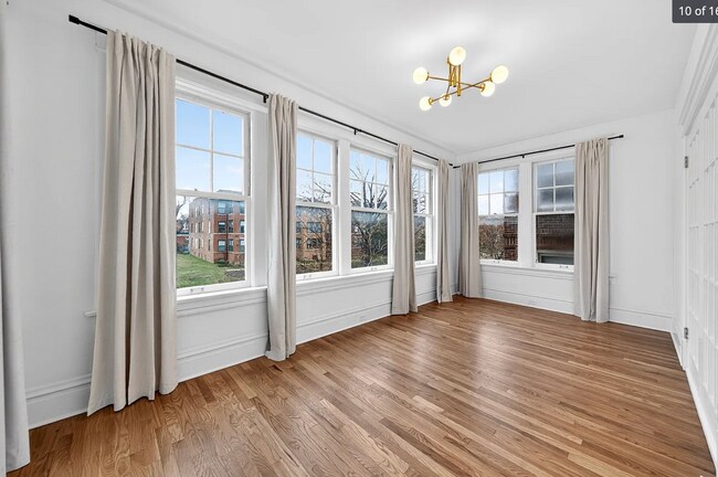 Building Photo - Amazing Washington University / Barnes Hospital Housing