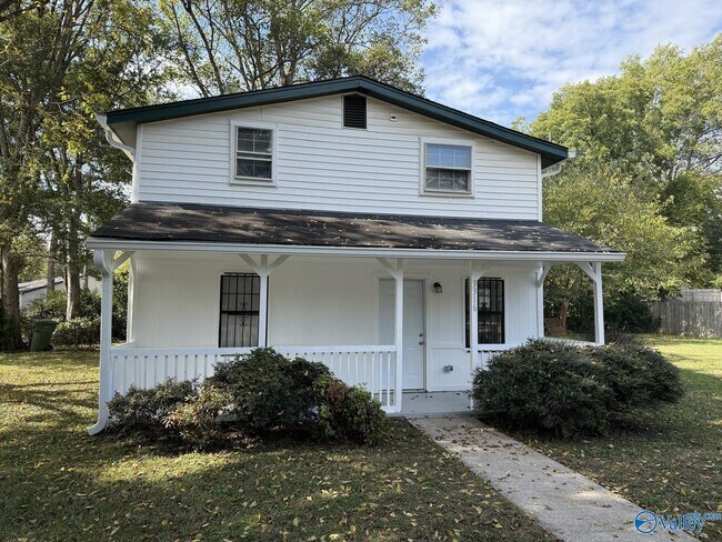 Building Photo - 3316 Clopton St SW