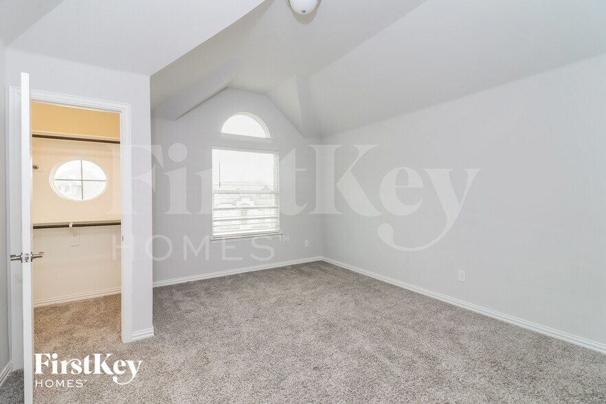 Building Photo - 6508 Glenwick Dr