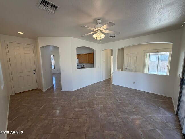 Building Photo - 3430 E Packard Dr