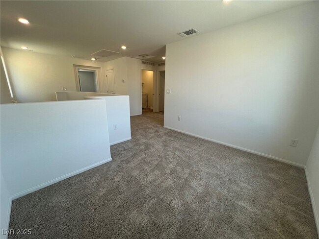 Building Photo - 7470 S Pioneer Way