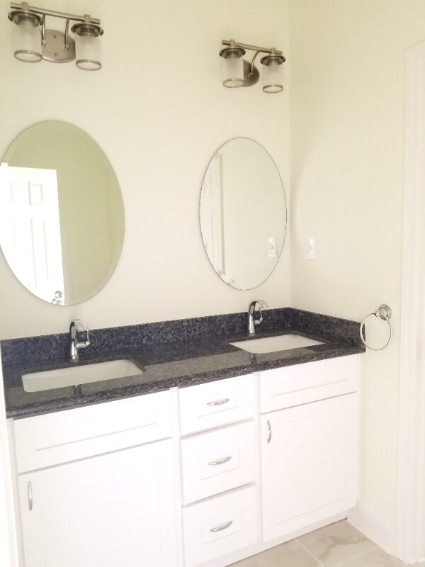 Building Photo - 8428 Colonel Dr