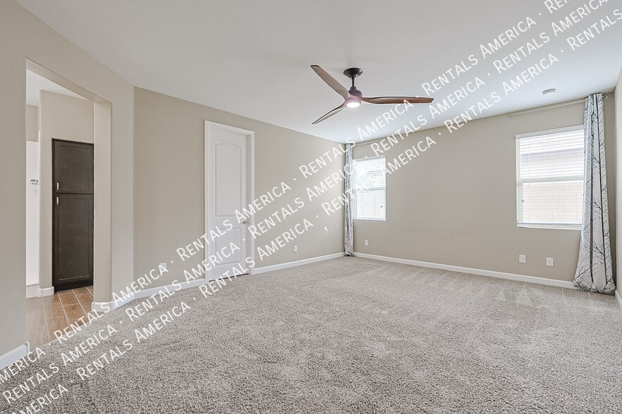 Building Photo - 13607 W Briles Rd