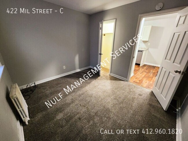 Building Photo - 422 Mil Street-C