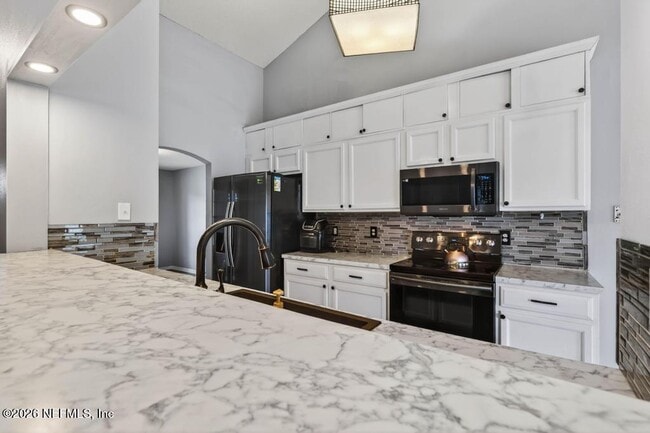 Building Photo - 10842 Lydia Estates Dr