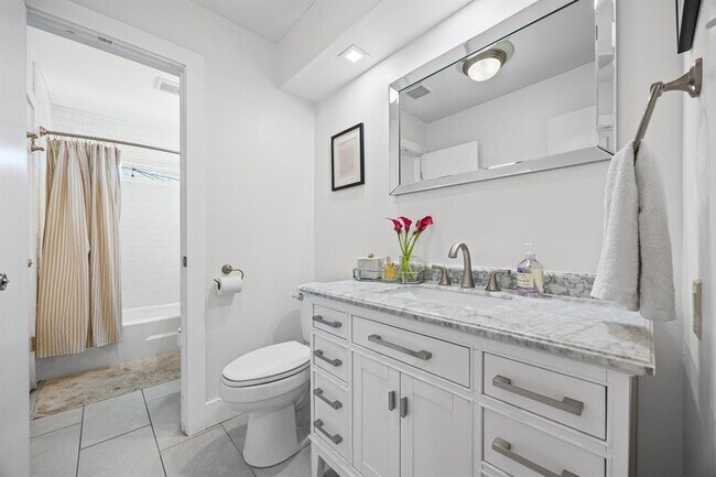 Building Photo - 1807 Ohlen Rd