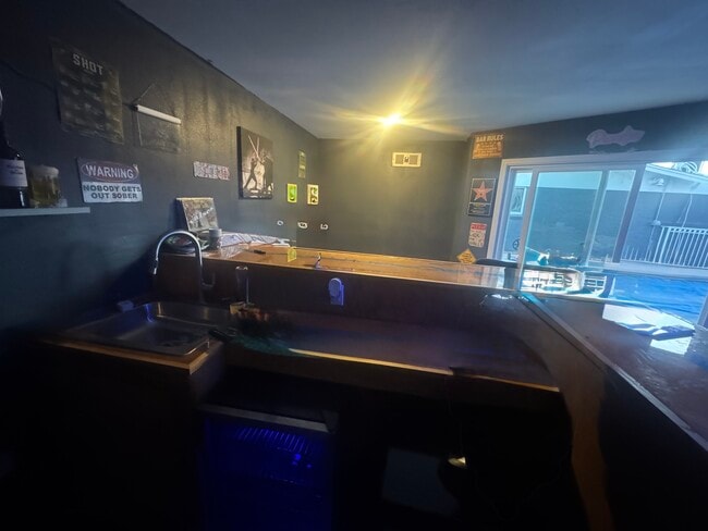 Building Photo - 6437 Dawn Dr