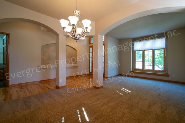 Building Photo - 3775 Sandy Shore Ln