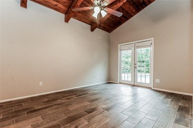 Building Photo - 2760 Hillsdale Ave