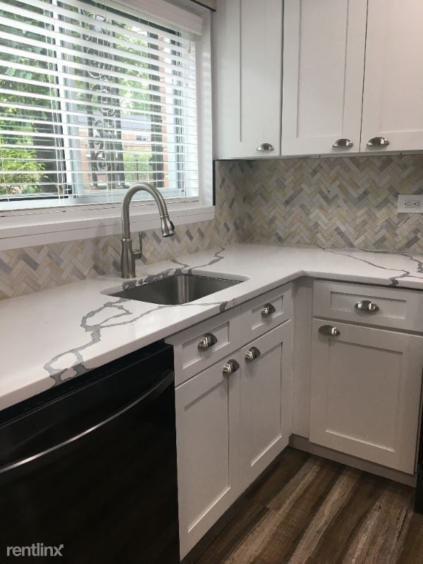 Building Photo - 1 br, 1 bath Condo - 10626 Weymouth St