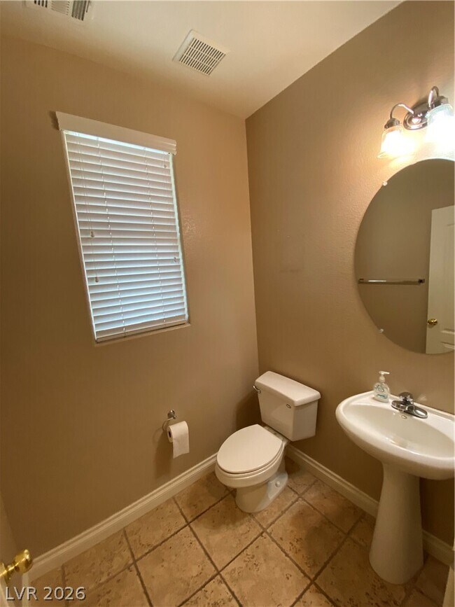 Building Photo - 160 Calm Morning Ave