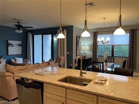 Building Photo - 15800 Portofino Springs Blvd