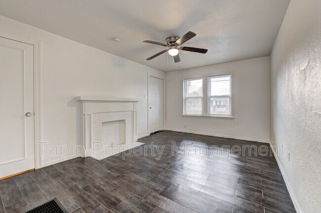 Building Photo - 3200 NW 16th St