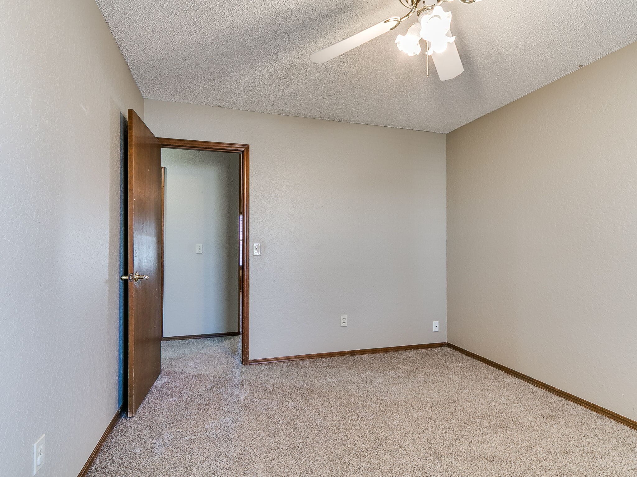 Building Photo - 764 Okie Ridge Rd