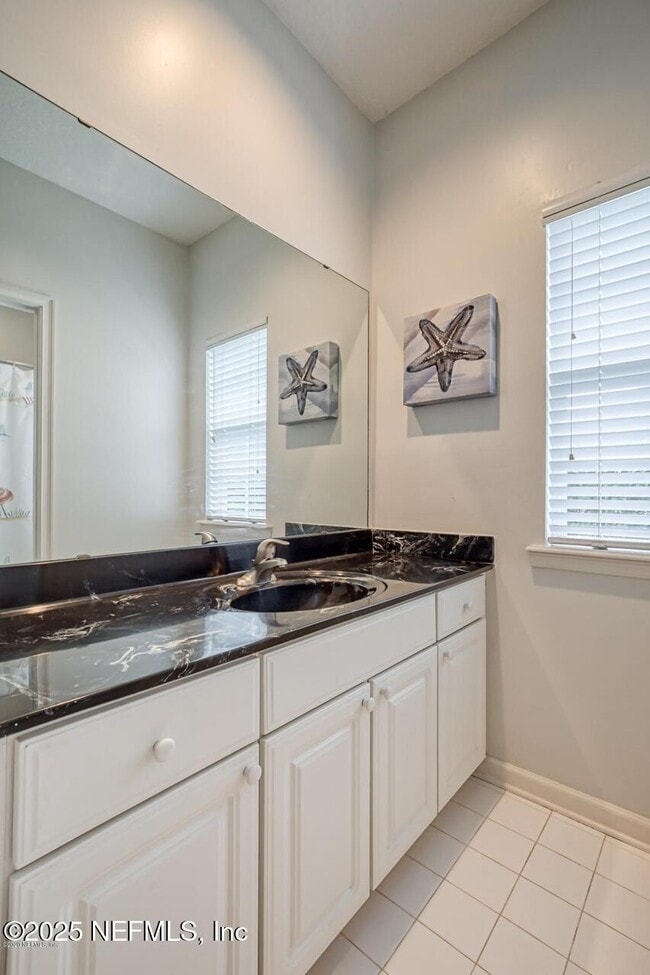 Building Photo - 8205 Bay Tree Ln