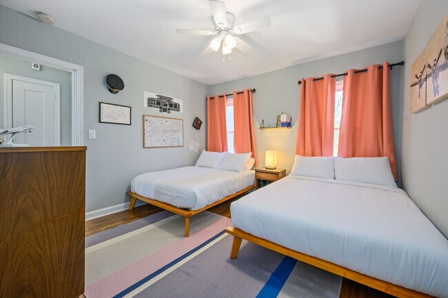 Building Photo - 3265 N Fulton Ave