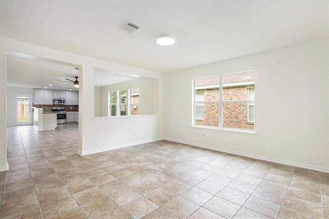 Building Photo - 7719 Serene Wood Ln