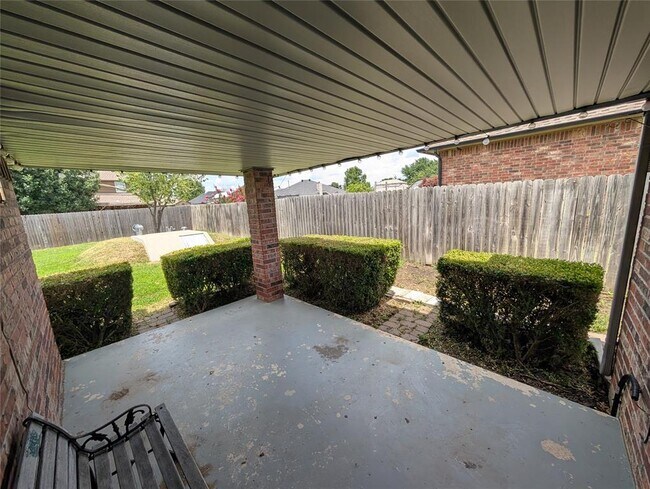Building Photo - 609 SW 151st St