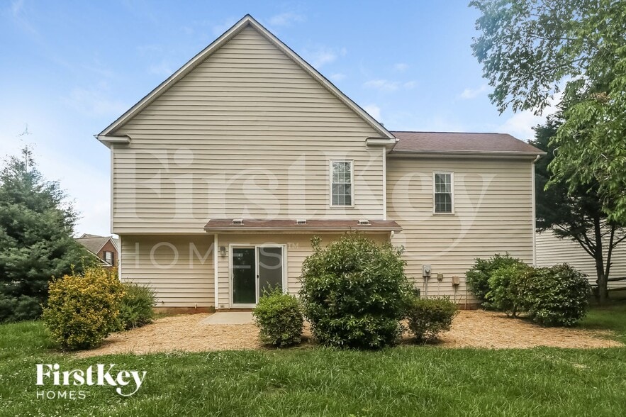 Building Photo - 5841 Branthurst Dr