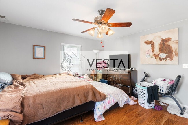 Building Photo - 241 N Main St