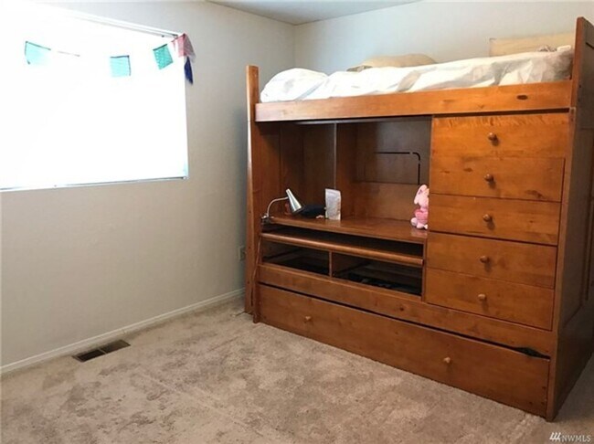 Building Photo - 2924/2926 Moore St