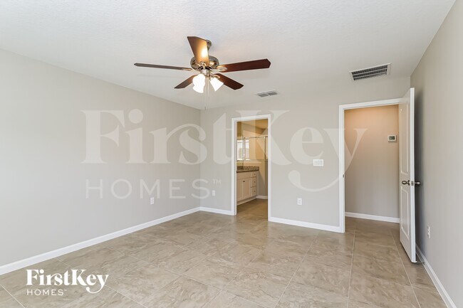 Building Photo - 215 Southern Breeze Lp