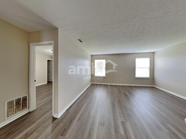 Building Photo - 10825 Spring Green Dr