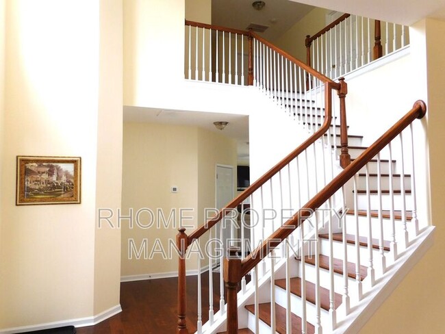 Building Photo - 4510 Greycliff Pointe