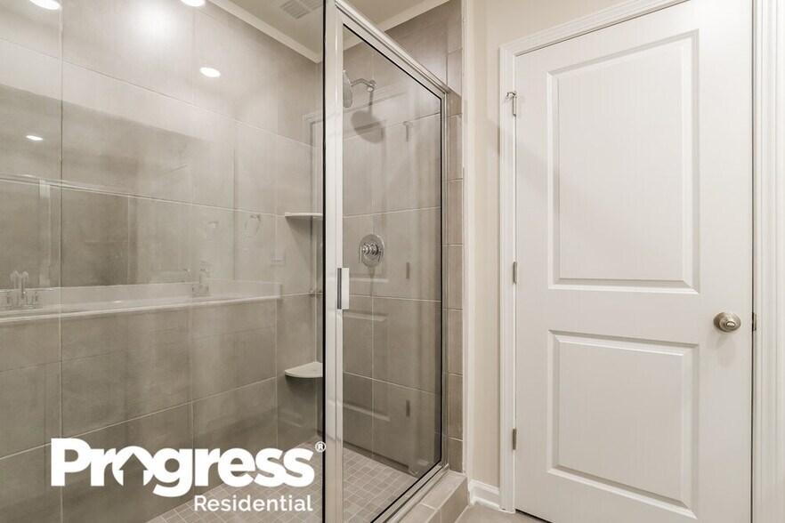 Building Photo - 1672 Villageside Ct