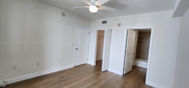 Building Photo - 1250 S Miami Ave