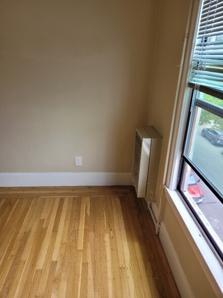 Building Photo - 2339 Hilgard Ave