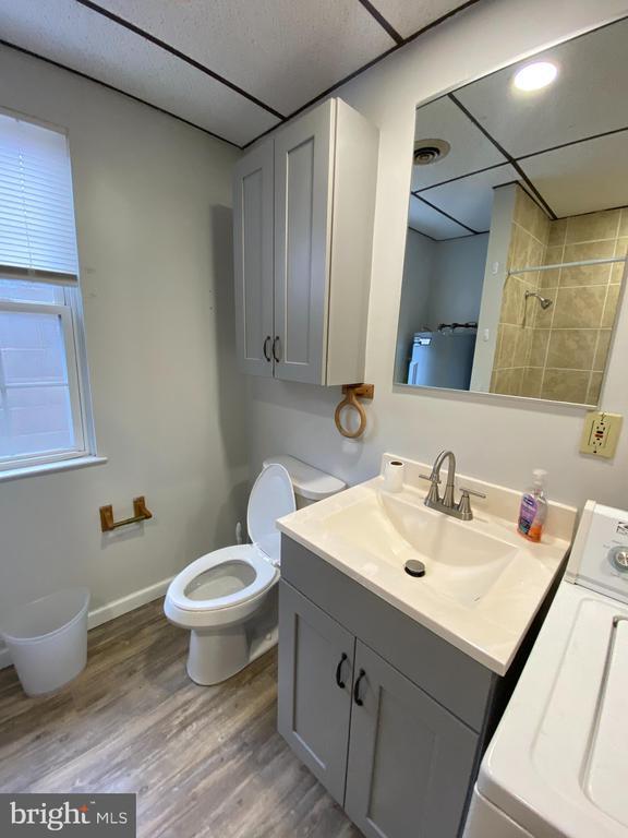 Building Photo - 181 Armstrong St