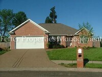 Building Photo - Summer Special.! Half Off First Months Rent!