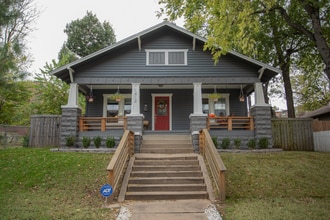 Building Photo - 1412 S St Louis Ave