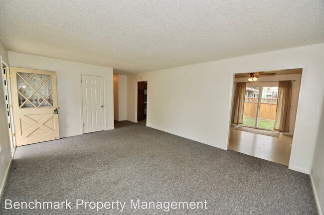 Building Photo - 4 br, 1 bath House - 224 S. 2nd Ave