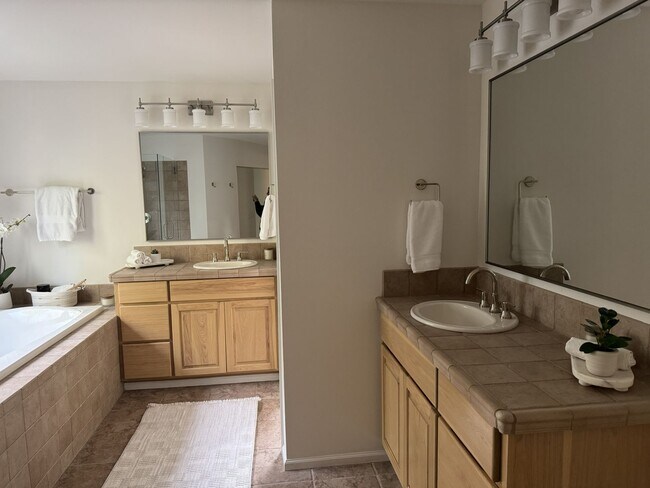 Building Photo - 3 Bed 2.5 Bath - The Parks at Broken Top.