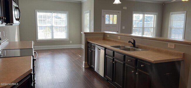 Building Photo - 124 Farmstead Place