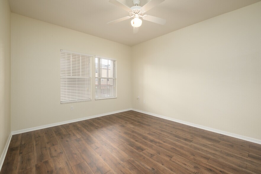 Building Photo - 5133 SW 91 Ct