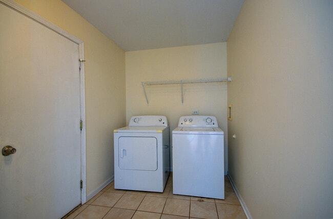 Building Photo - 16416 Borio Dr