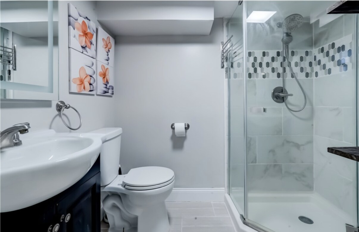 Building Photo - 138 Cherry Rd