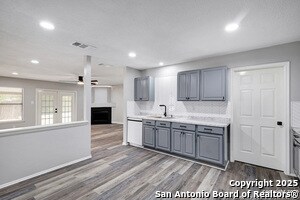 Building Photo - 5722 Sunshine Peak