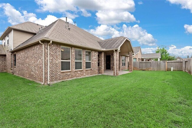 Building Photo - 19123 Desert Eagle Dr