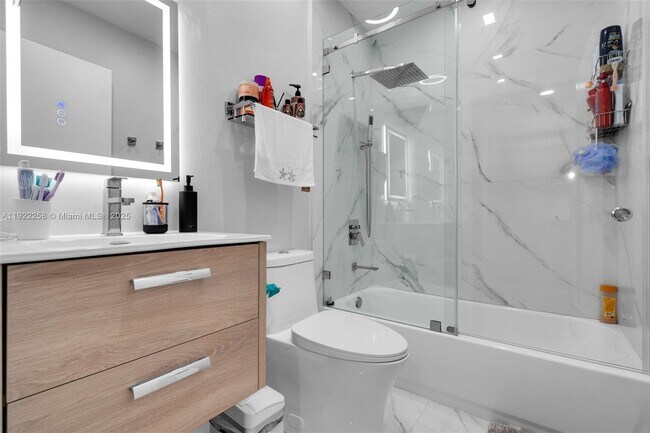 Building Photo - 15452 SW 50th Terrace