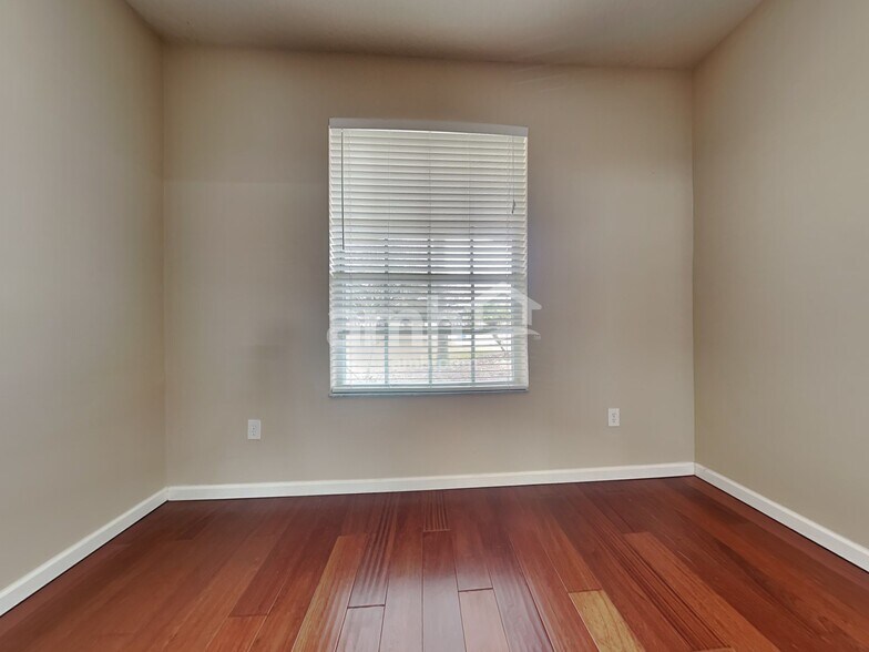 Building Photo - 1601 Acorn Leaf Ct